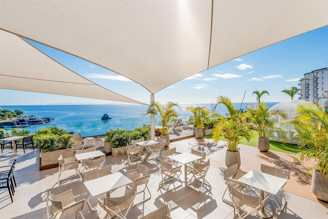Hotel Baia Azul ฟุงชาล ภายนอก รูปภาพ