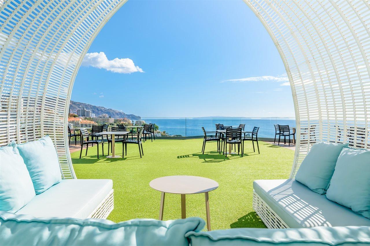 Hotel Baia Azul ฟุงชาล ภายนอก รูปภาพ