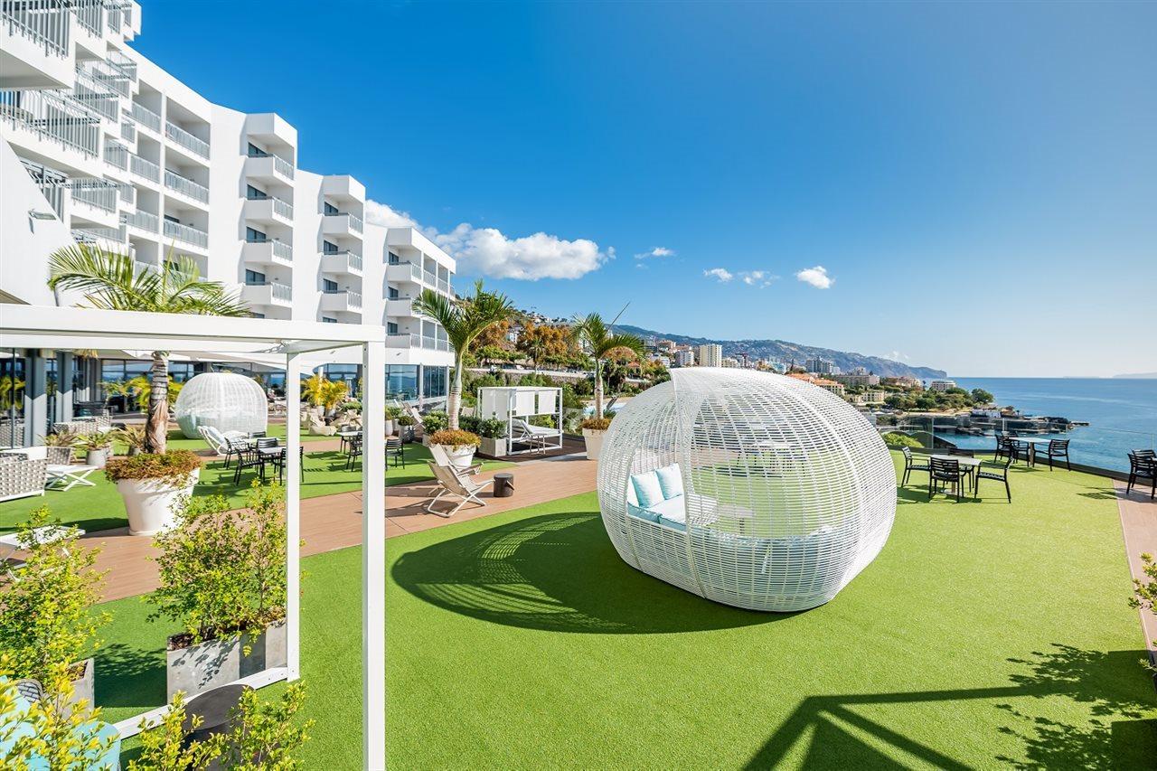 Hotel Baia Azul ฟุงชาล ภายนอก รูปภาพ