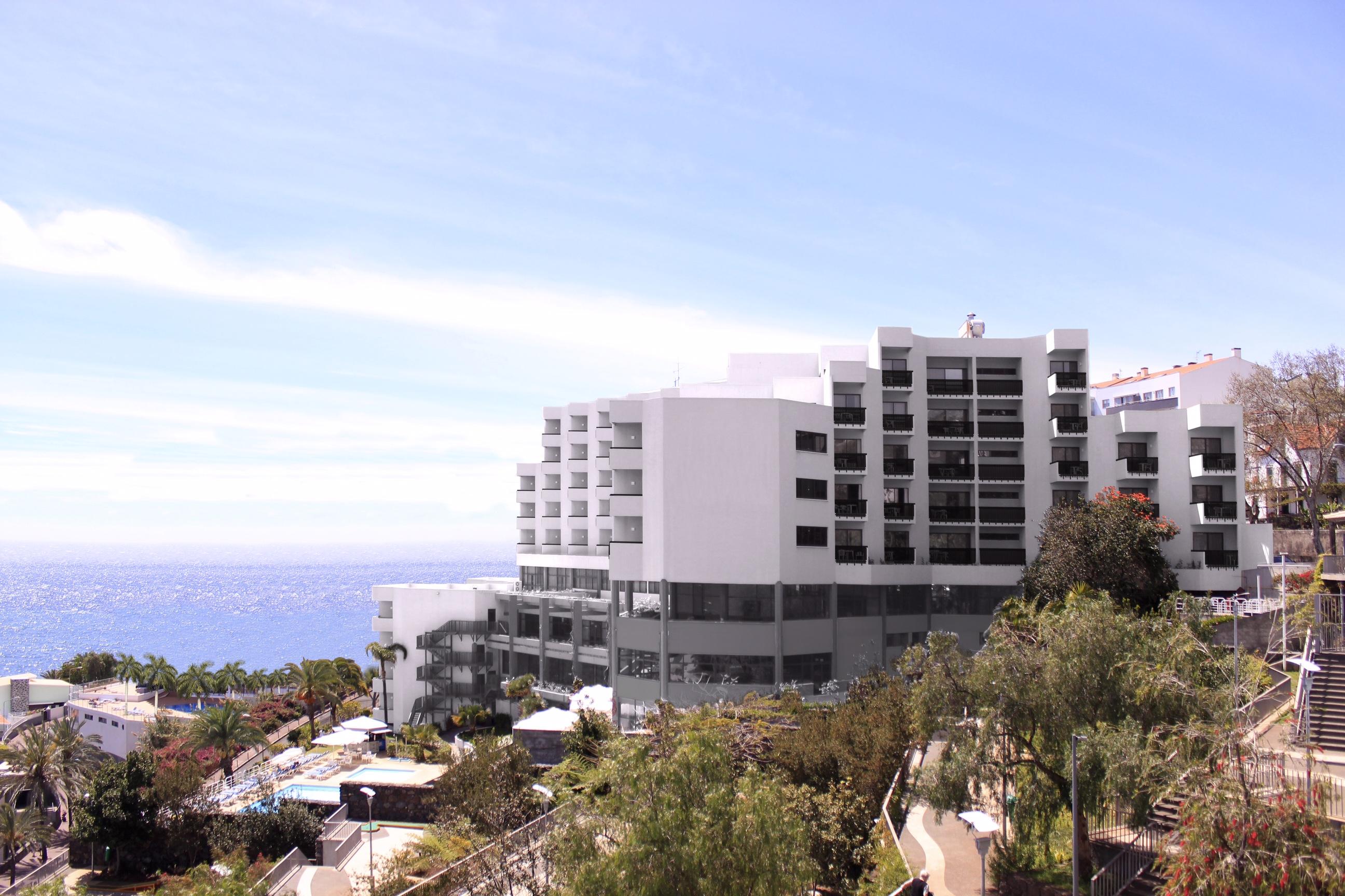 Hotel Baia Azul ฟุงชาล ภายนอก รูปภาพ