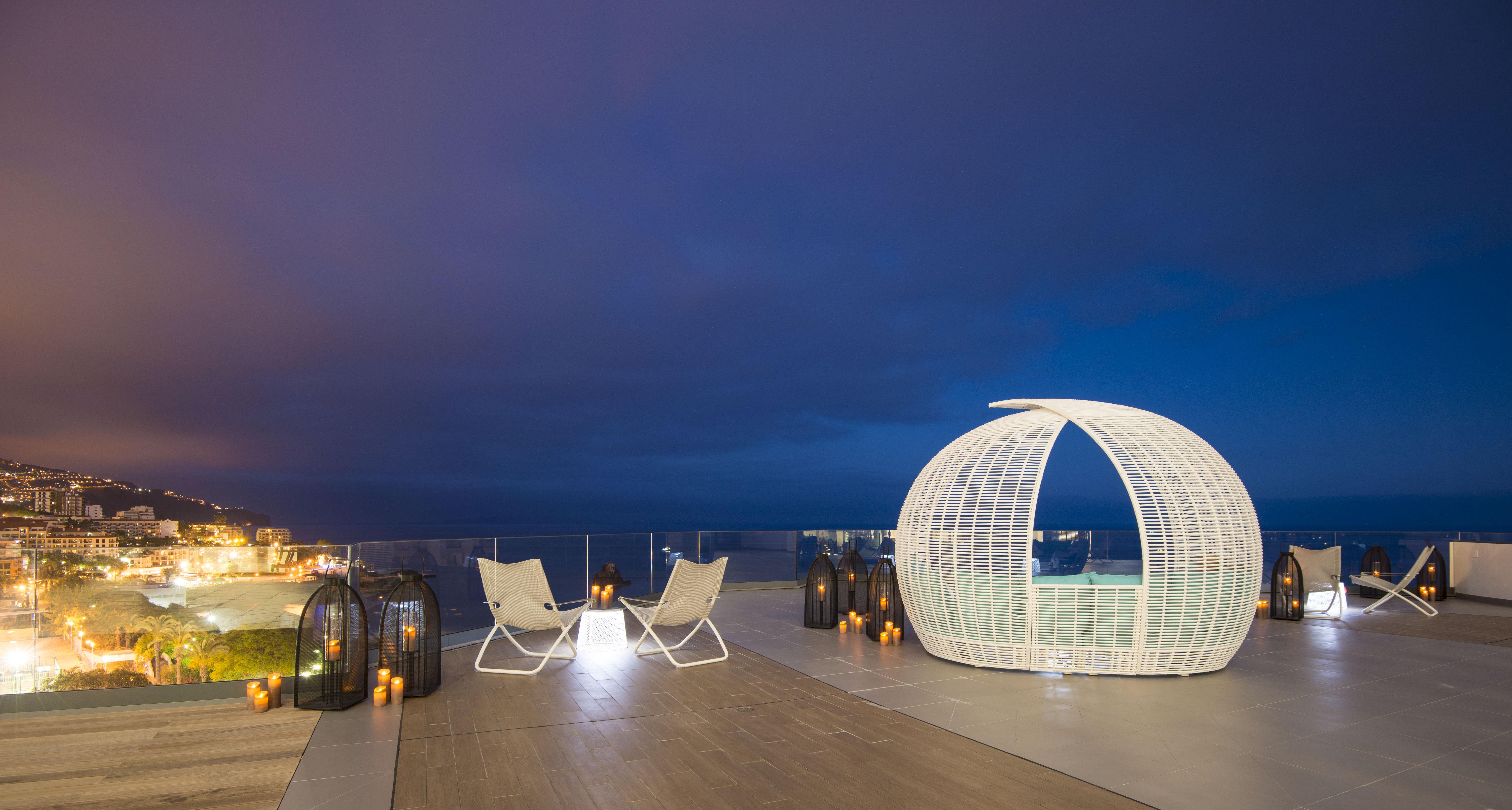 Hotel Baia Azul ฟุงชาล ภายนอก รูปภาพ