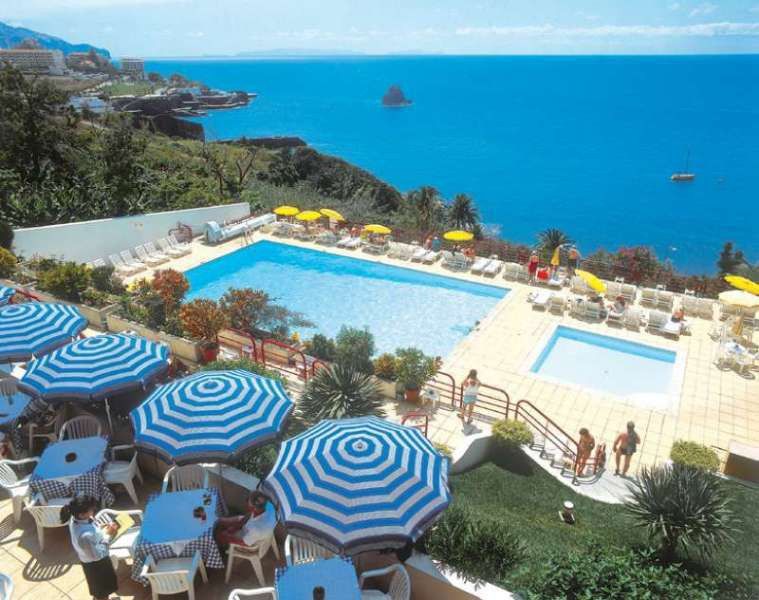 Hotel Baia Azul ฟุงชาล ภายนอก รูปภาพ